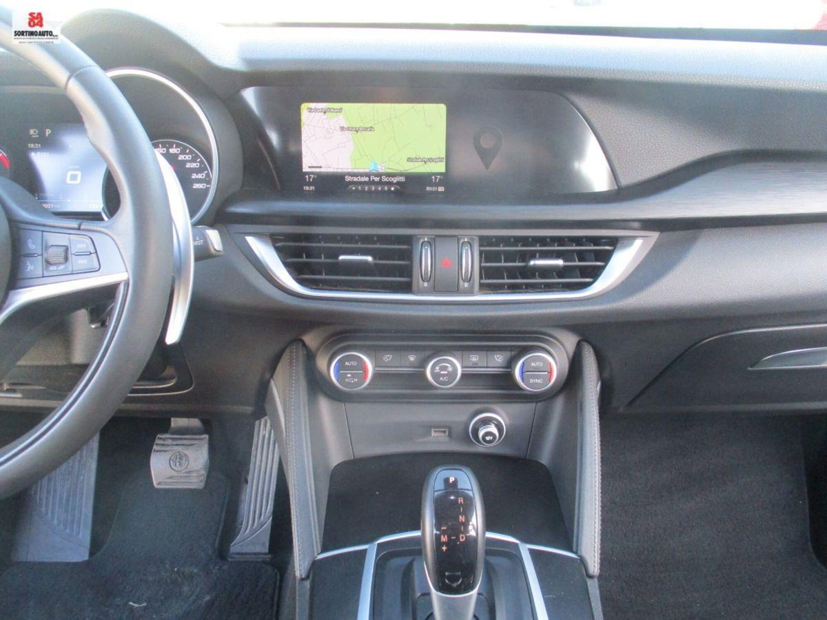 Alfa Romeo Stelvio Stelvio 2.2 Turbodiesel 180 CV AT8 RWD Business (10)