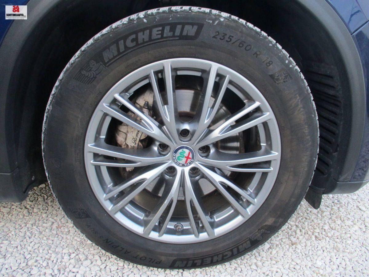 Alfa Romeo Stelvio Stelvio 2.2 Turbodiesel 180 CV AT8 RWD Business (7)