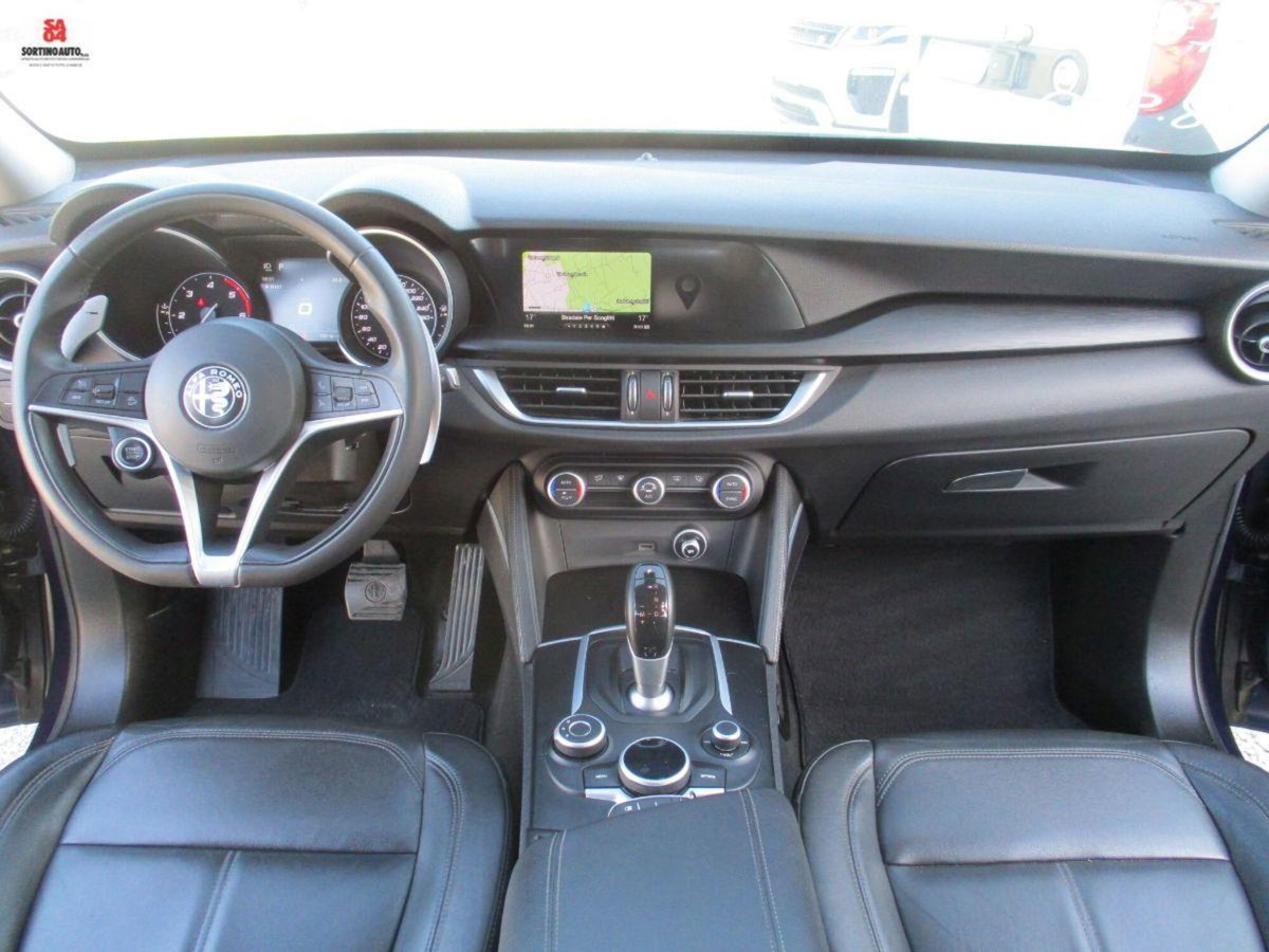 Alfa Romeo Stelvio Stelvio 2.2 Turbodiesel 180 CV AT8 RWD Business (8)