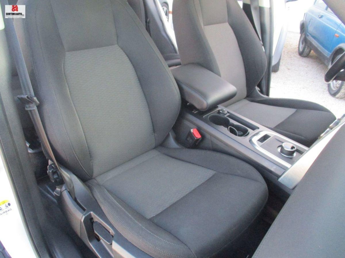 Land Rover Discovery Sport 2.0 TD4 150 CV Pure (20)