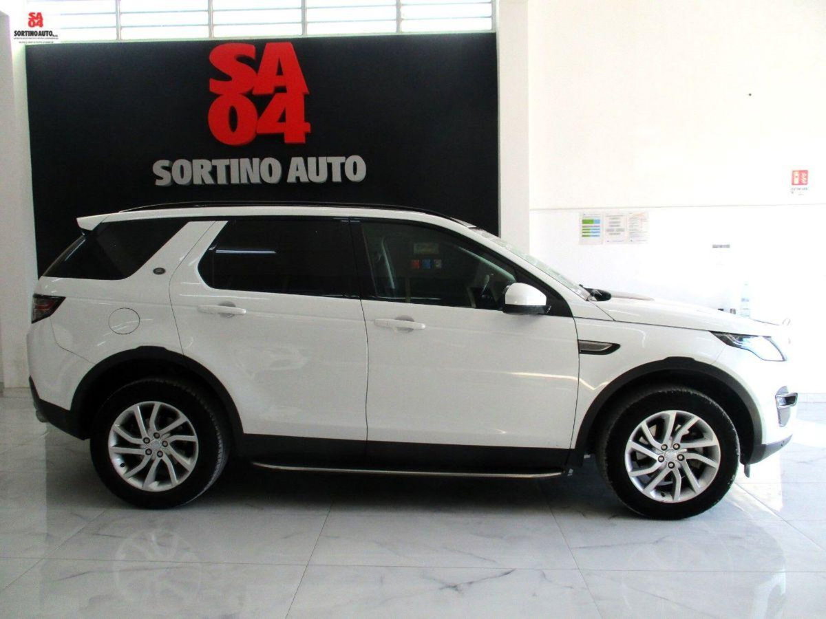 Land Rover Discovery Sport 2.0 TD4 150 CV Pure (4)