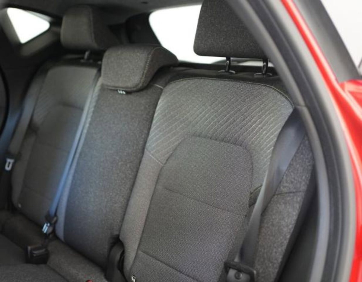 Renault Captur 1.0 eco-g Techno 100cv (6)