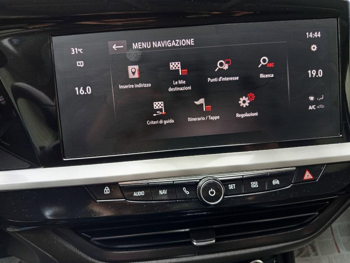 Opel Grandland X 1.5 diesel Ecotec Start&Stop Business (19)
