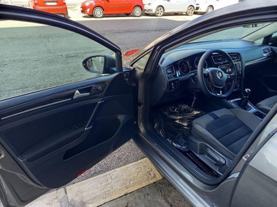 Volkswagen Golf Sportsvan 1.6 TDI 110 CV DSG Executive BMT (11)