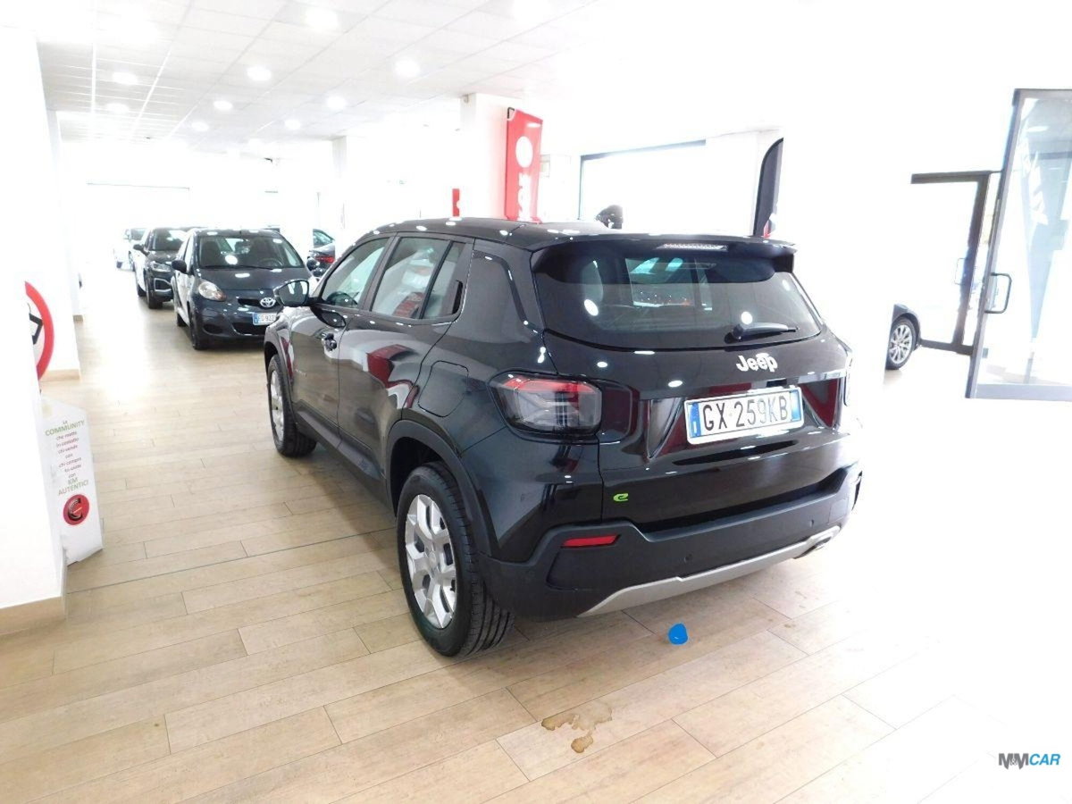 Jeep Avenger 1.2 turbo e-hybrid mhev Altitude fwd 110cv edct6 (4)
