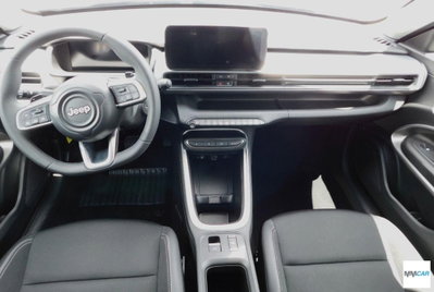 Jeep Avenger 1.2 turbo e-hybrid mhev Altitude fwd 110cv edct6 (9)