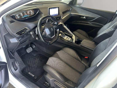 Peugeot 3008 BlueHDi 130 S&S EAT8 Allure Pack (10)