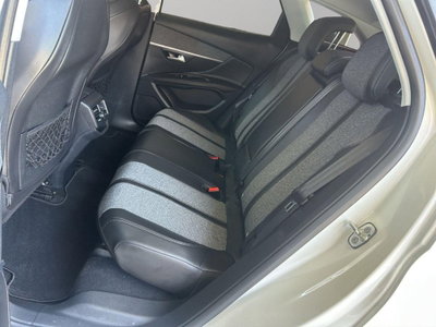 Peugeot 3008 BlueHDi 130 S&S EAT8 Allure Pack (12)