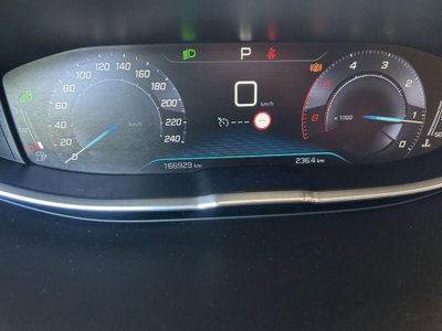 Peugeot 3008 BlueHDi 130 S&S EAT8 Allure Pack (19)