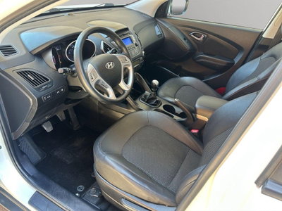 Hyundai ix35 1.7 CRDi 2WD Xpossible (10)