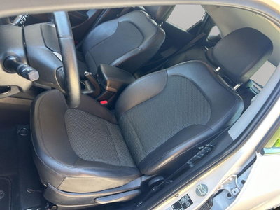 Hyundai ix35 1.7 CRDi 2WD Xpossible (11)