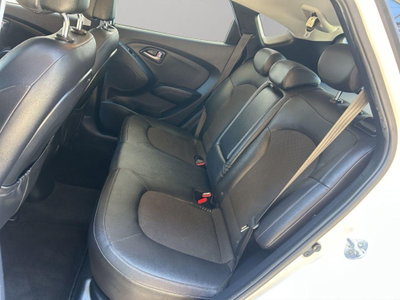 Hyundai ix35 1.7 CRDi 2WD Xpossible (12)