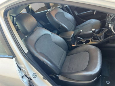 Hyundai ix35 1.7 CRDi 2WD Xpossible (19)