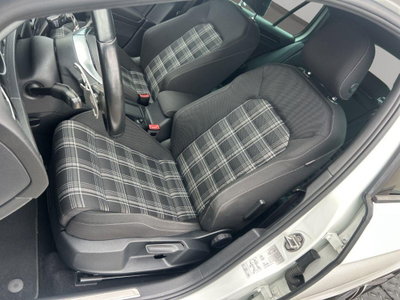 Volkswagen Golf GTD 2.0 TDI DSG 5p. BlueMotion Technology (11)