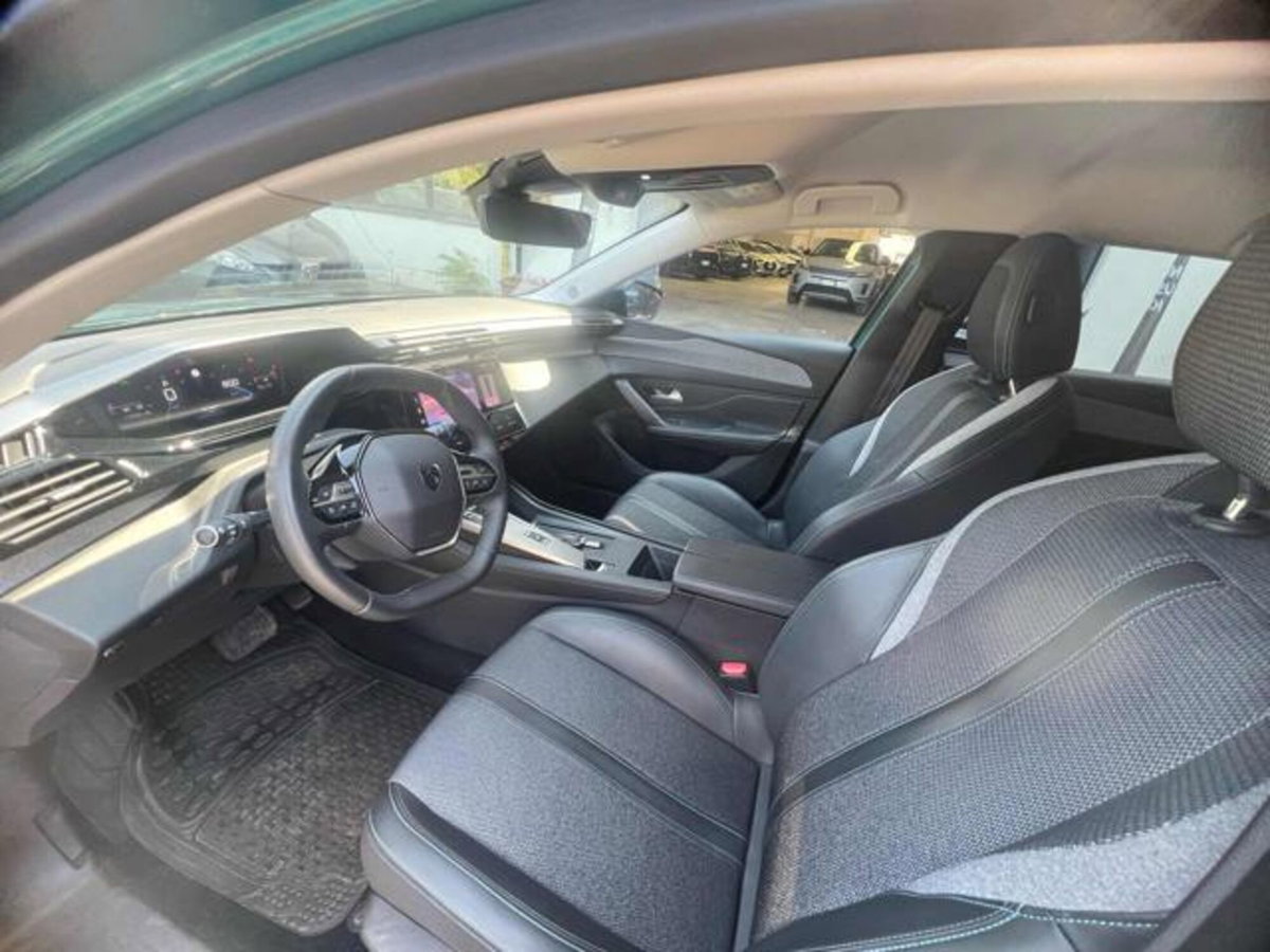 Peugeot 308 PureTech Turbo 130 S&S EAT8 Allure (10)
