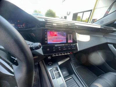 Peugeot 308 PureTech Turbo 130 S&S EAT8 Allure (12)
