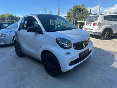 smart Fortwo 1000 52 kW MHD coupé passion (9)