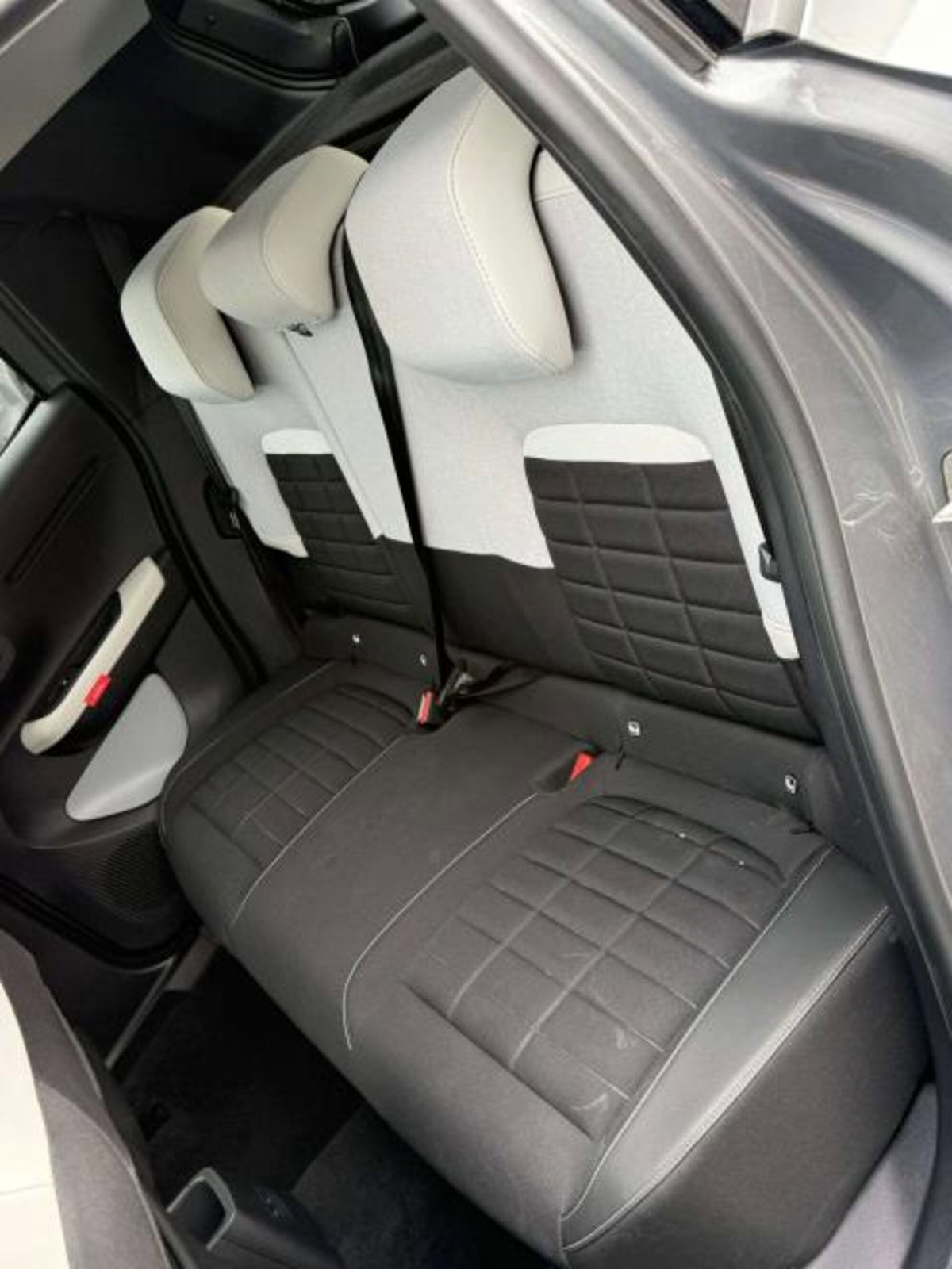 Citroen C3 1.2 puretech turbo Max 100cv s&s (11)