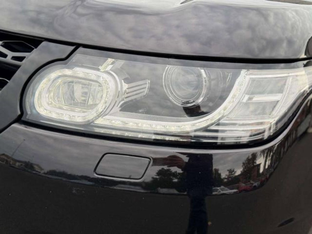 Land Rover Range Rover Sport 3.0 TDV6 HSE (12)