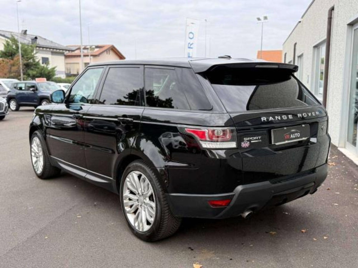 Land Rover Range Rover Sport 3.0 TDV6 HSE (4)