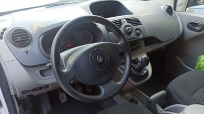 Renault Kangoo 1.5 Blue dCi 75CV Edition One (6)
