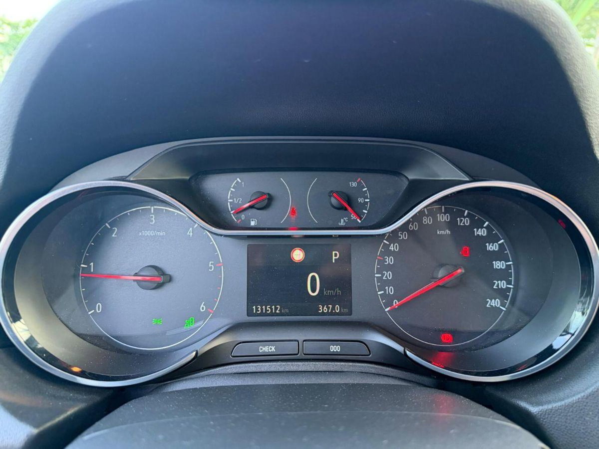 Opel Grandland X 1.5 diesel Ecotec Start&Stop Ultimate (15)