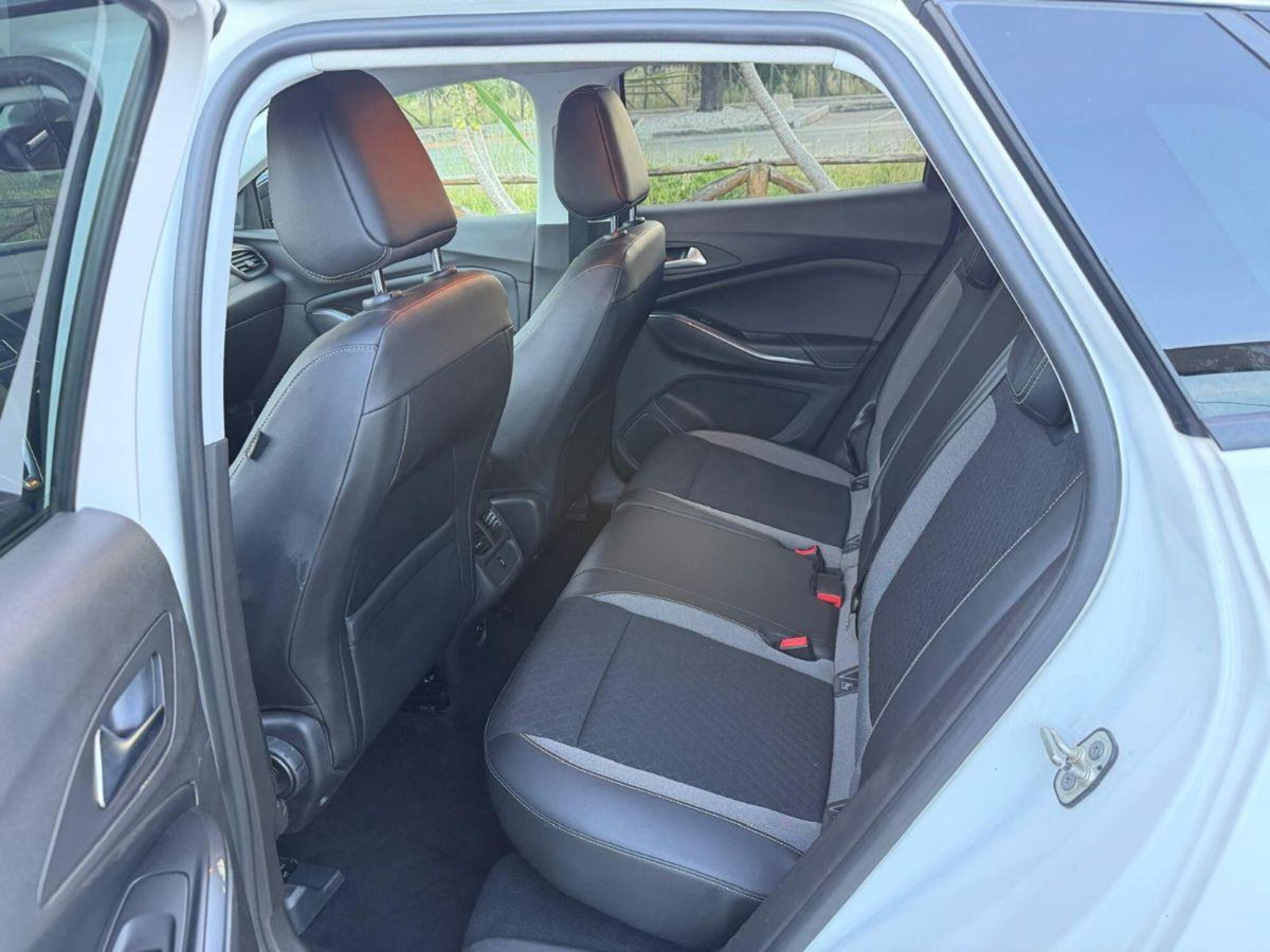 Opel Grandland X 1.5 diesel Ecotec Start&Stop Ultimate (8)