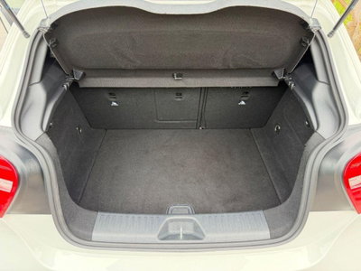 Mercedes-Benz Classe A 180 CDI Premium (19)
