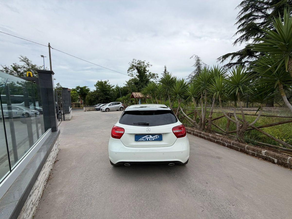 Mercedes-Benz Classe A 180 CDI Premium (5)
