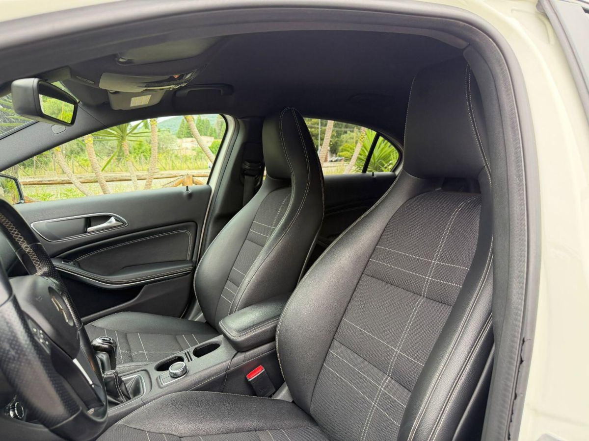 Mercedes-Benz Classe A 180 CDI Premium (8)