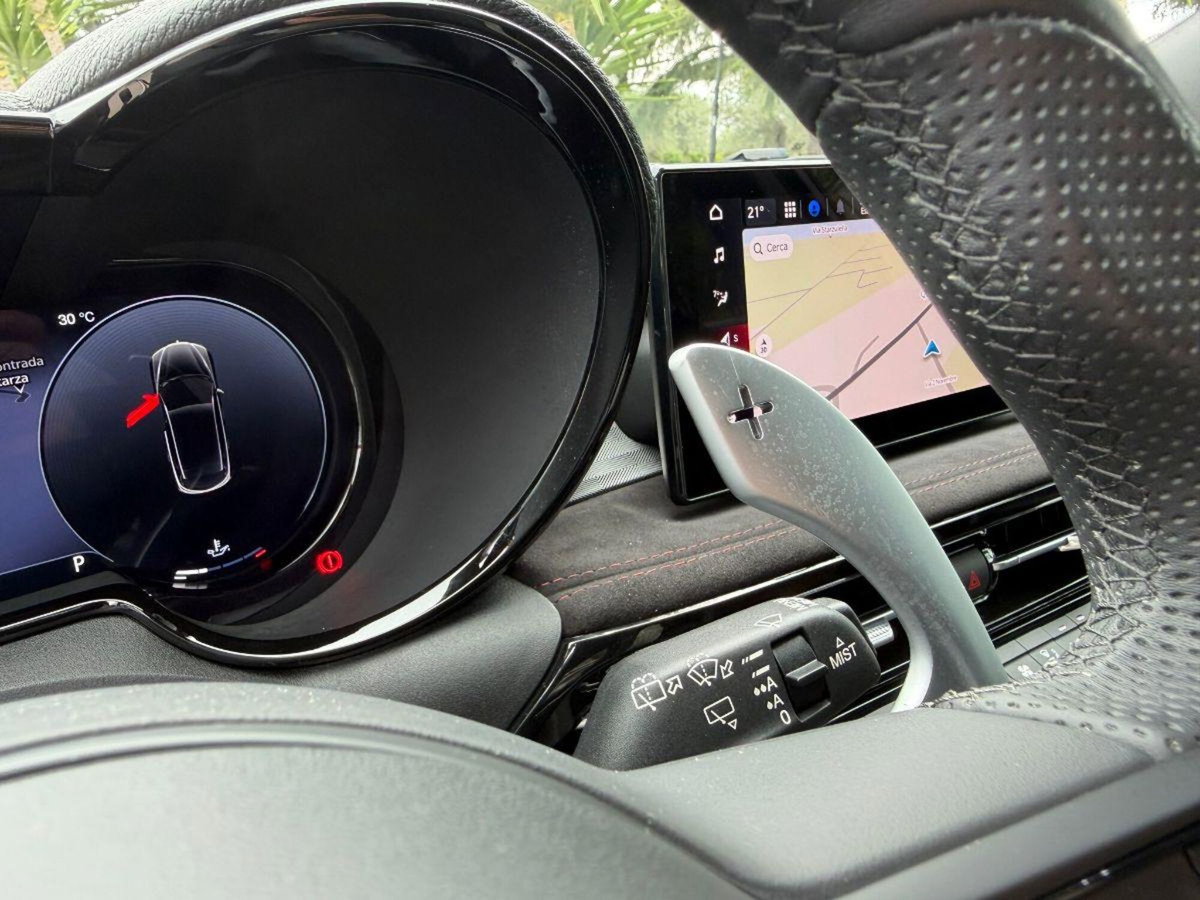Alfa Romeo Tonale 1.5 hybrid Veloce 160cv tct7 (16)