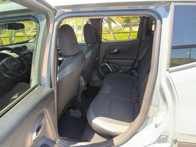 Jeep Renegade 1.6 Mjt 120 CV Limited (8)
