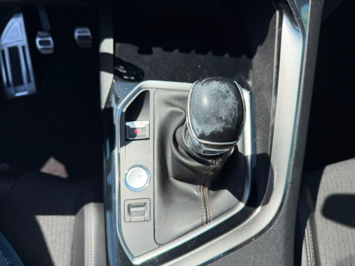 Peugeot 3008 BlueHDi 150 S&S GT Line (17)