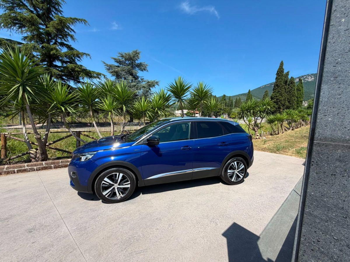 Peugeot 3008 BlueHDi 150 S&S GT Line (2)