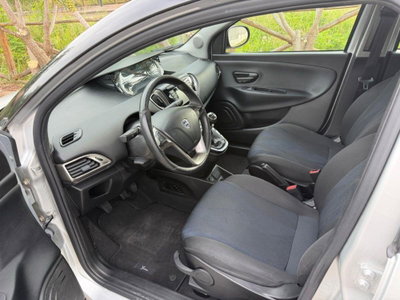 Lancia Ypsilon 1.2 69 CV 5 porte GPL Ecochic Platinum (6)