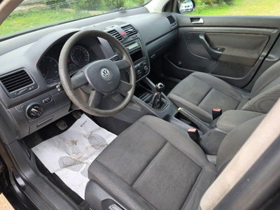 Volkswagen Golf 1.9 TDI 5p. Sportline (13)