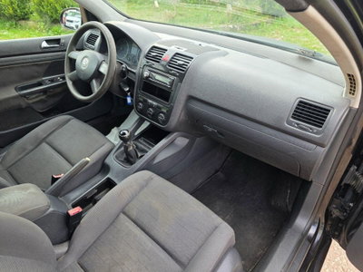 Volkswagen Golf 1.9 TDI 5p. Sportline (14)