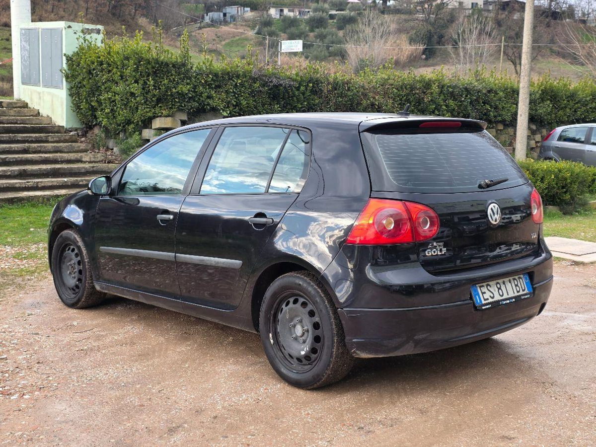 Volkswagen Golf 1.9 TDI 5p. Sportline (4)