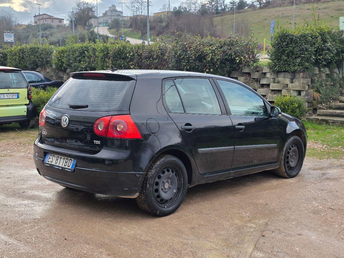 Volkswagen Golf 1.9 TDI 5p. Sportline (6)