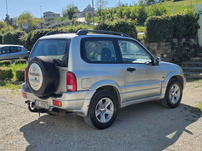 Suzuki Grand Vitara turbodiesel 16V cat 3 porte (6)