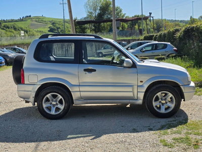 Suzuki Grand Vitara turbodiesel 16V cat 3 porte (7)