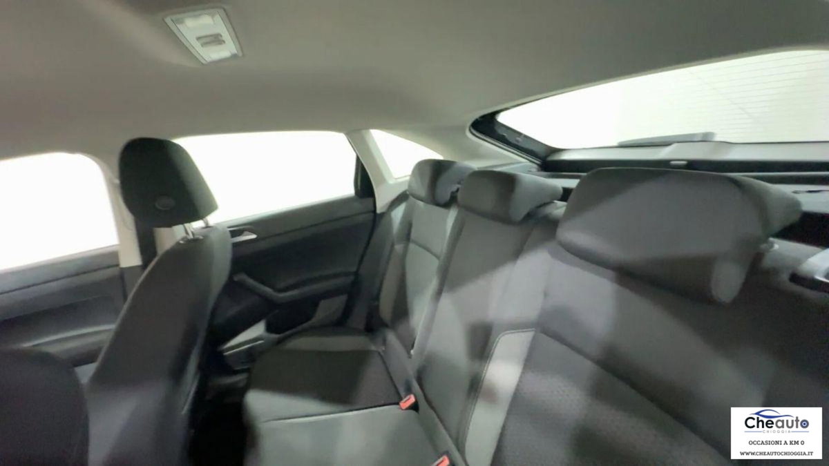 Volkswagen Taigo 1.0 tsi Life 115cv (20)