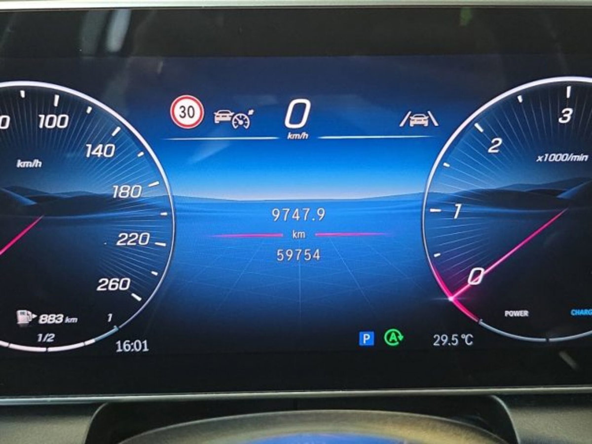 Mercedes-Benz GLC 220 d 4Matic Mild Hybrid AMG Advanced Plus (14)