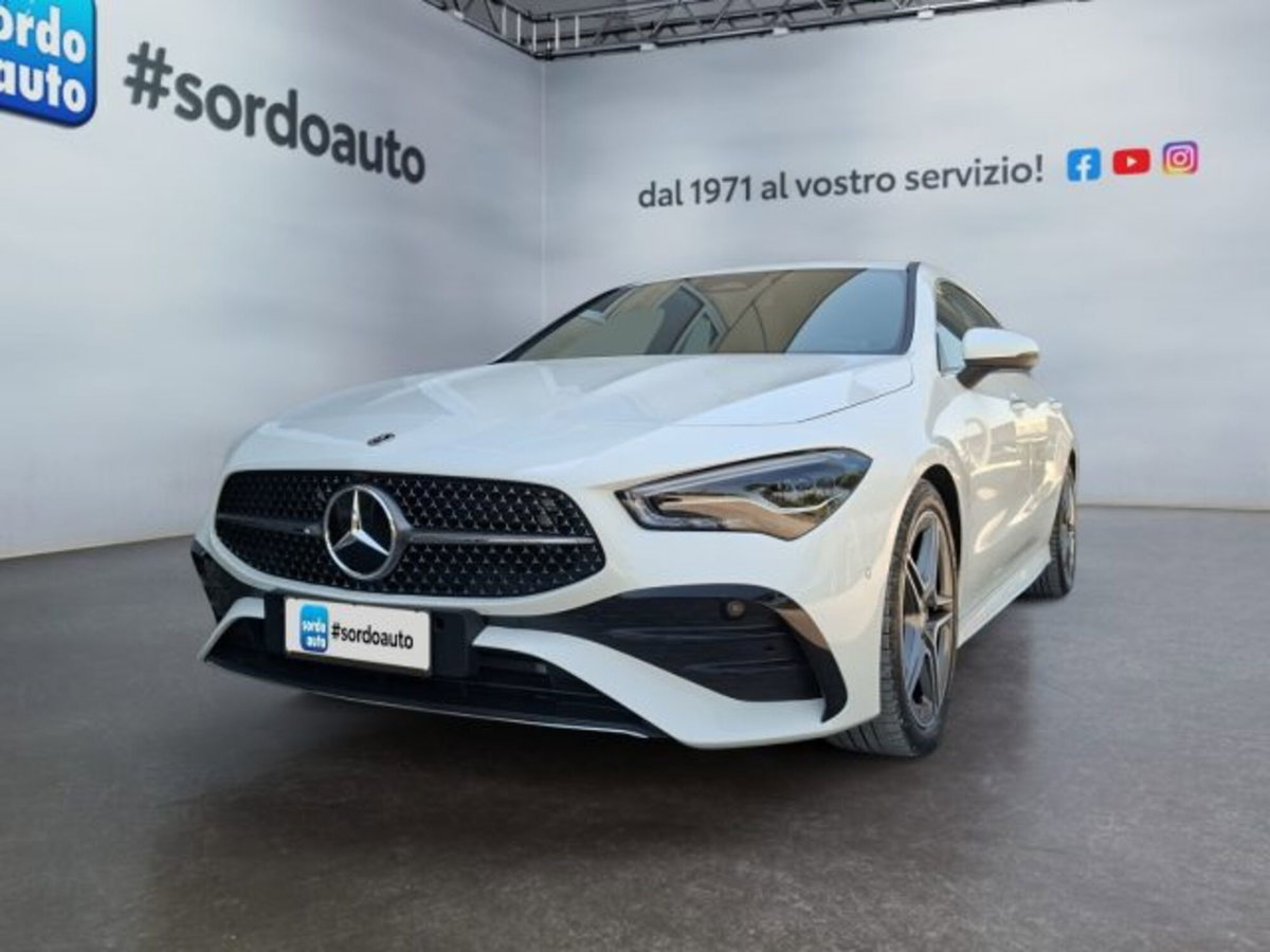 Mercedes-Benz CLA Shooting Brake 200 d AMG Line Premium Plus auto