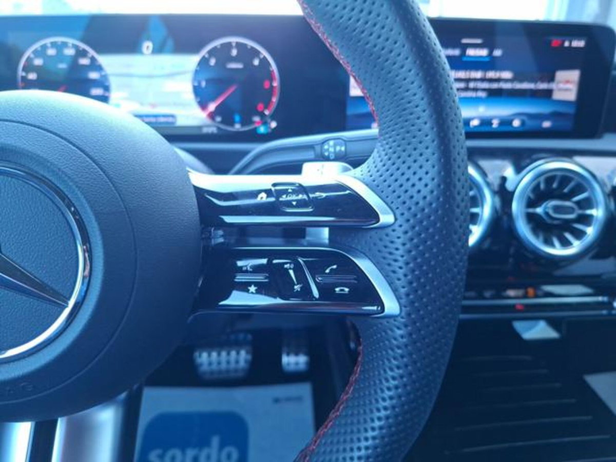 Mercedes-Benz CLA Shooting Brake 200 d AMG Line Premium Plus auto (13)