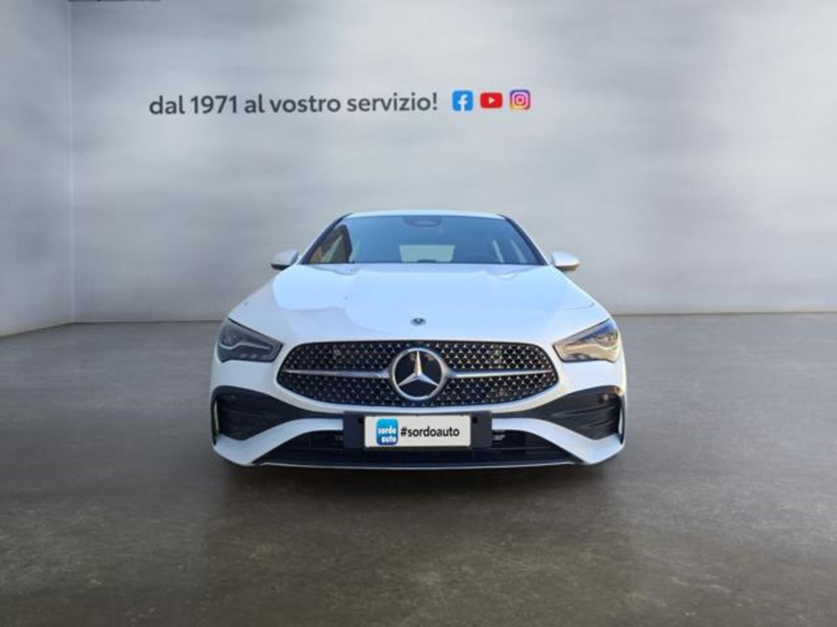 Mercedes-Benz CLA Shooting Brake 200 d AMG Line Premium Plus auto (2)