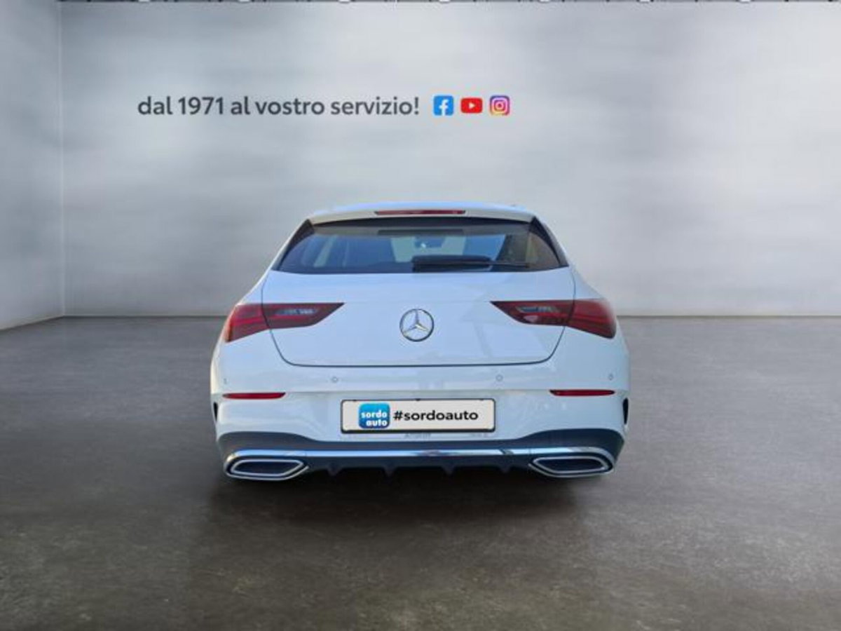 Mercedes-Benz CLA Shooting Brake 200 d AMG Line Premium Plus auto (5)