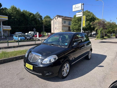 Lancia Ypsilon 1.3 MJT 75 CV Unyca (3)