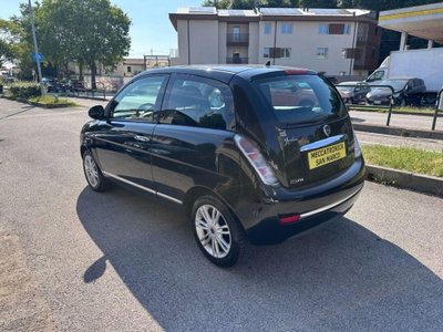 Lancia Ypsilon 1.3 MJT 75 CV Unyca (4)