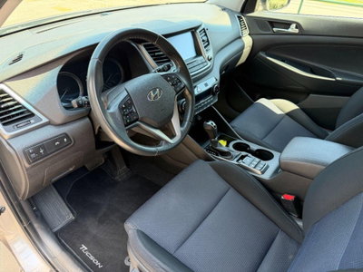 Hyundai Tucson 1.7 CRDi DCT XPossible (11)
